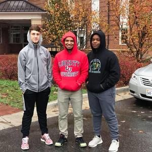 Meet your Posher, Khalil